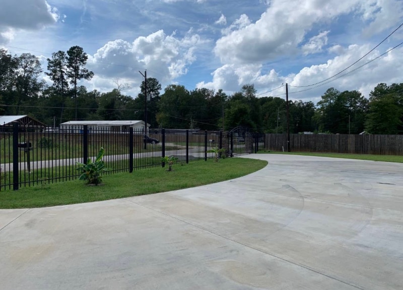 Building Photo - 27257 Diamond T