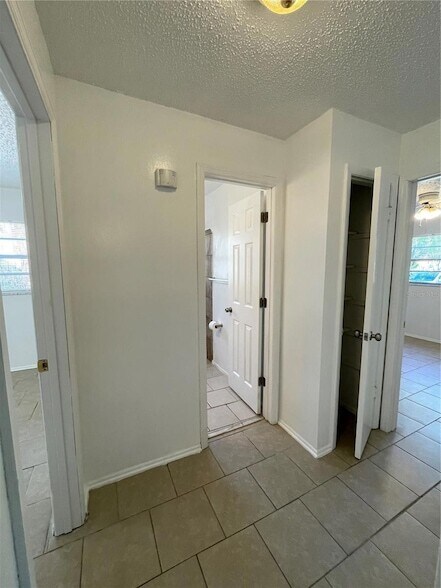 Building Photo - 27644 Green Willow Run