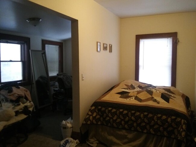 "Double Bedroom 2 - 430 W Wilson St