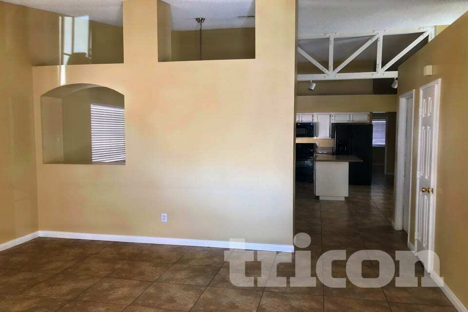 Building Photo - 2232 Ladue Dr