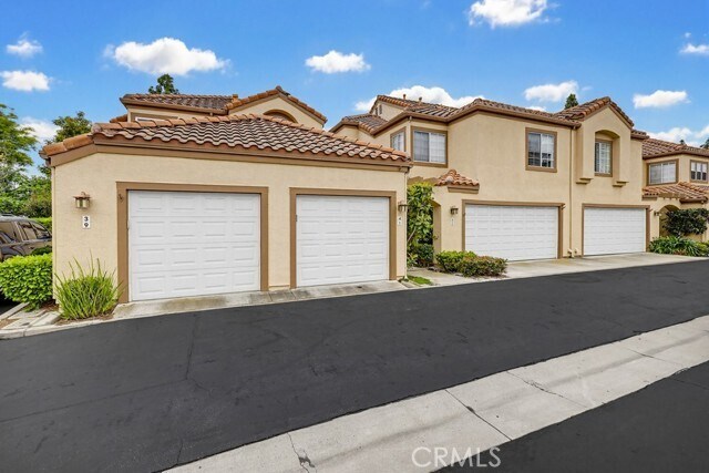 Building Photo - 41 Via Athena