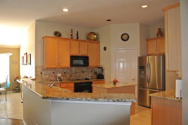 Building Photo - 6424 Skyline Dr