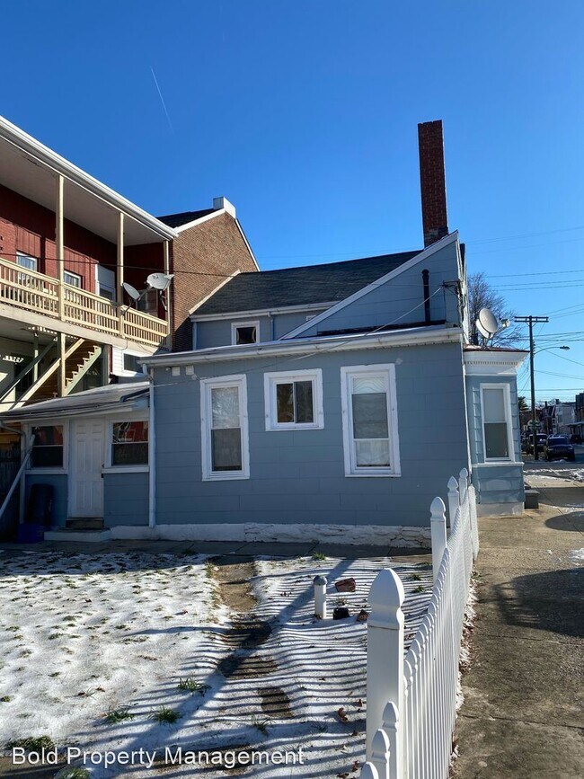 Primary Photo - 601-603 N 9th St