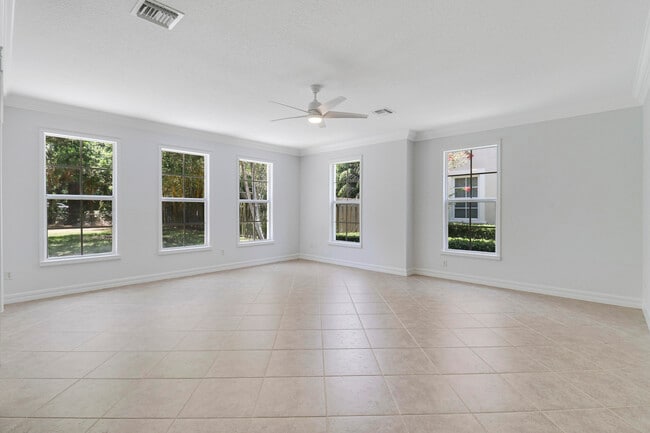 Building Photo - 112 Dunmore Dr