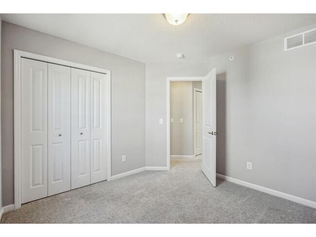 Building Photo - 6993 Huckleberry Dr