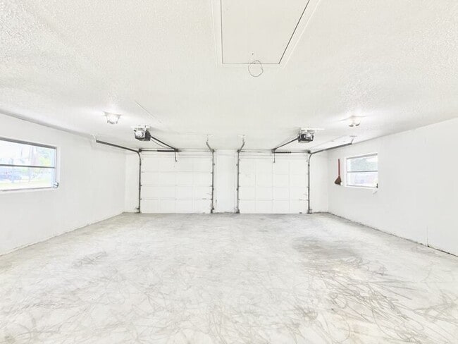 Building Photo - 4440 Maceachen Blvd
