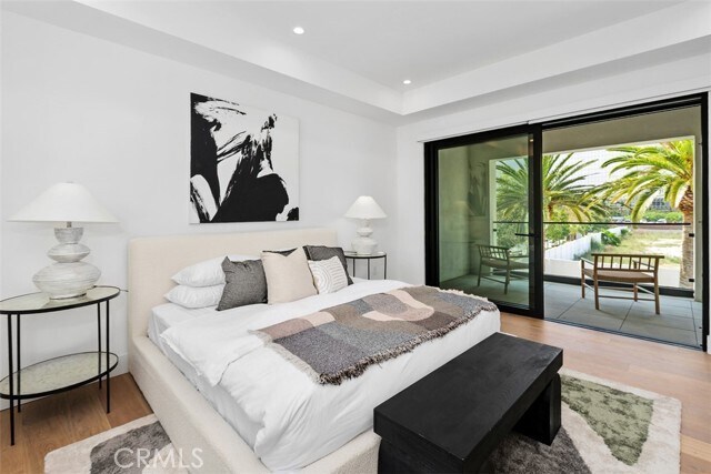 Building Photo - 4261 Uptown Newport Dr