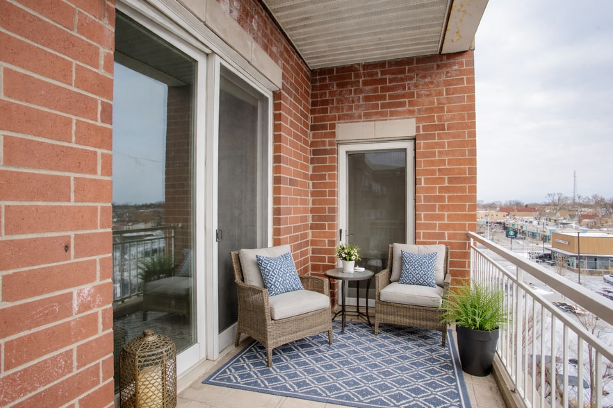 Building Photo - 3630 N Harlem Ave