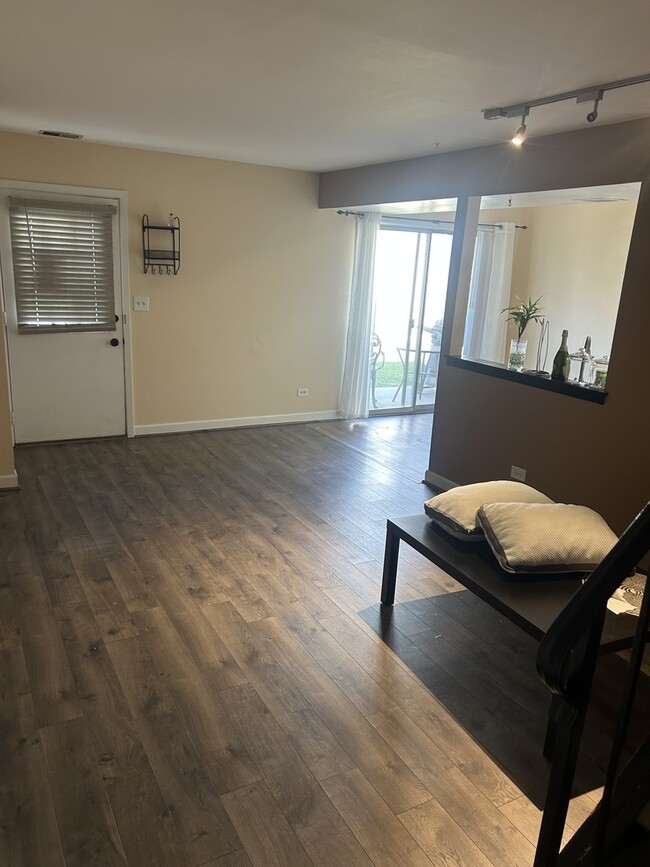 Building Photo - 1319 Wye Ct