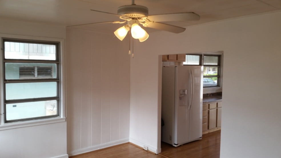 Living Rm Kitchen - 36 Cypress Ave