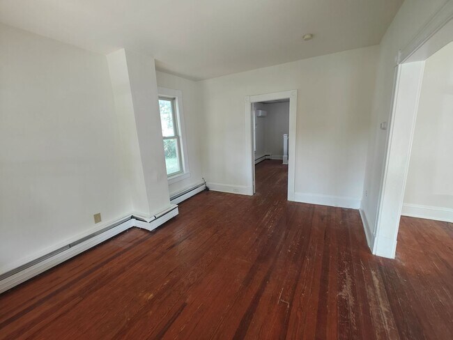 Building Photo - Three bedroom home in Midlothian