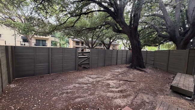 Building Photo - 4123 Avondale Ave