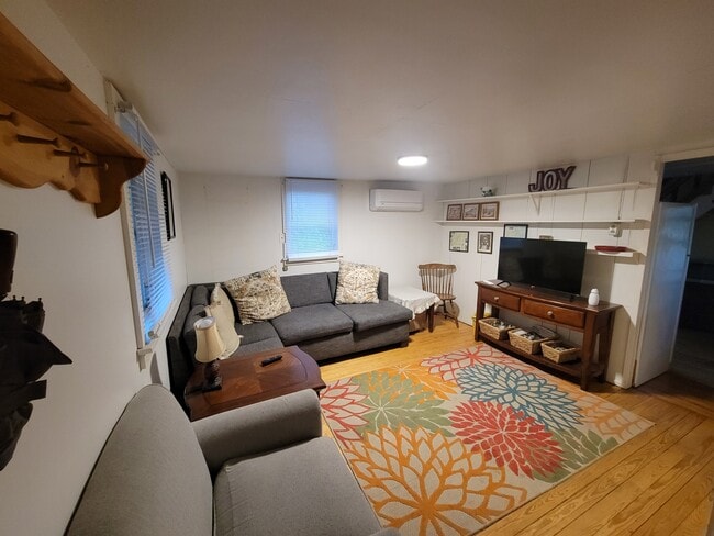 Building Photo - 5 Anderson Creek Rd