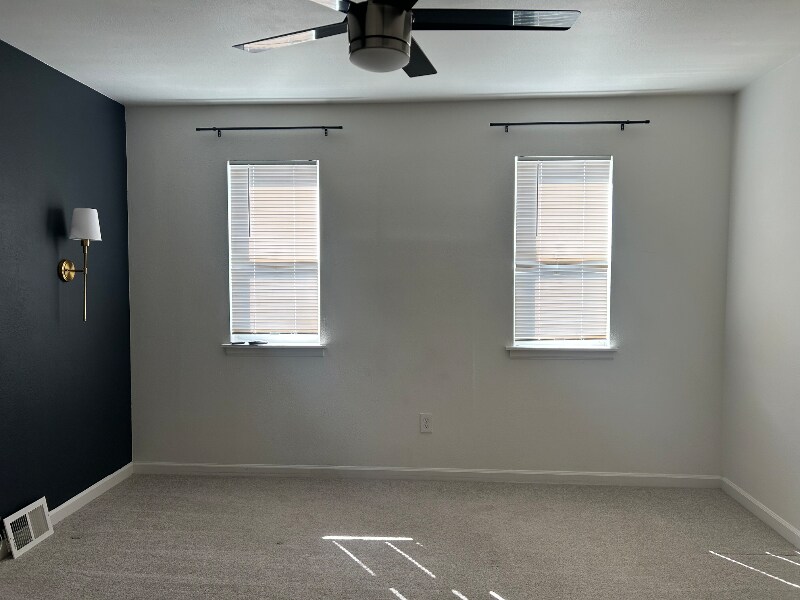 Building Photo - 15815 E 13th Pl