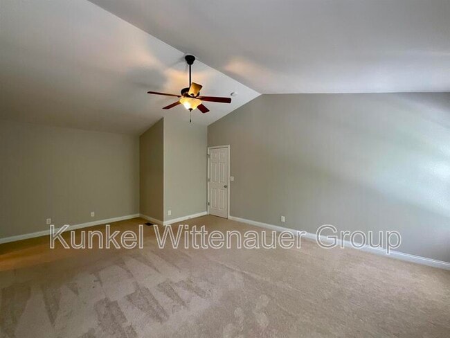 Building Photo - 3014 Roan Hill Dr