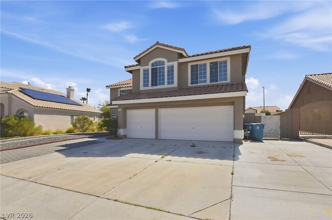 Building Photo - 747 Canyon Crest Dr