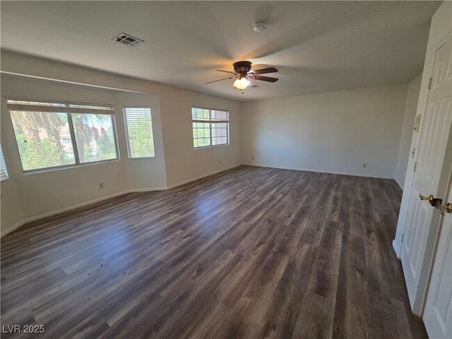 Building Photo - 8204 Tivoli Cove Dr