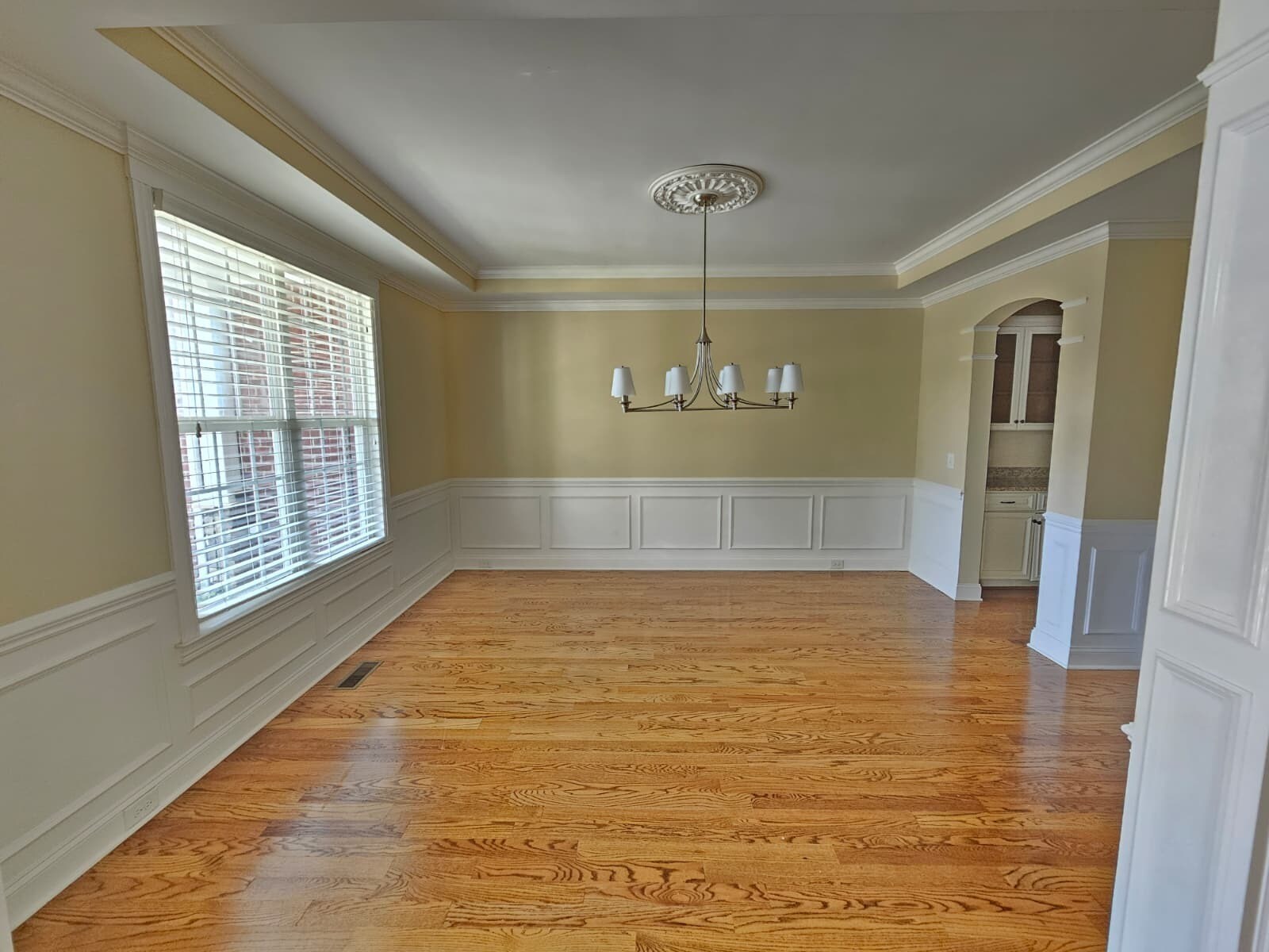 Building Photo - 1530 Bledsoe Ln