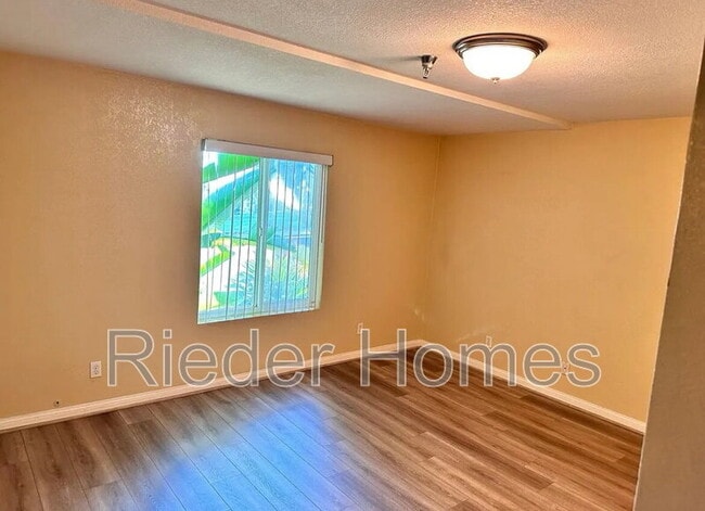Building Photo - 5252 Orange Ave