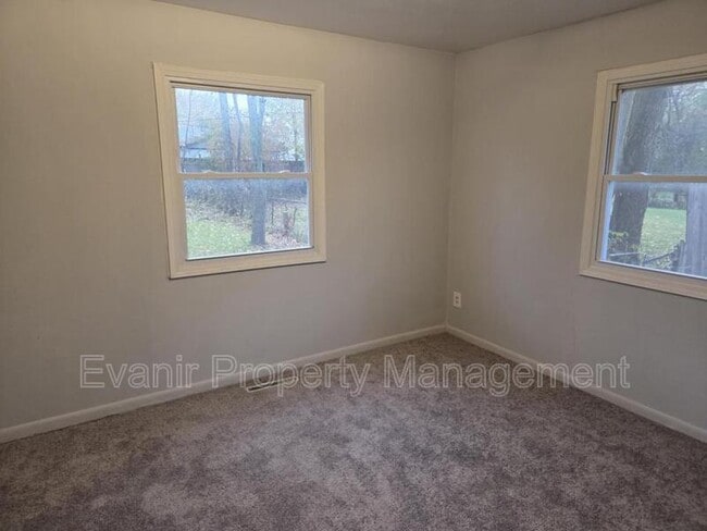 Building Photo - 3747 Barbarosa Dr