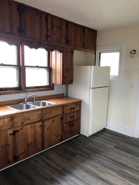 Building Photo - 1223 6th St