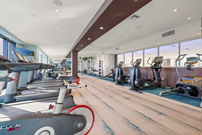 Building Photo - The Dylan