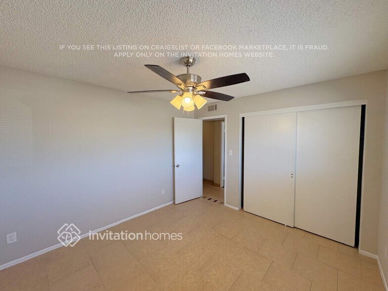 Building Photo - 5652 W Cochise Dr