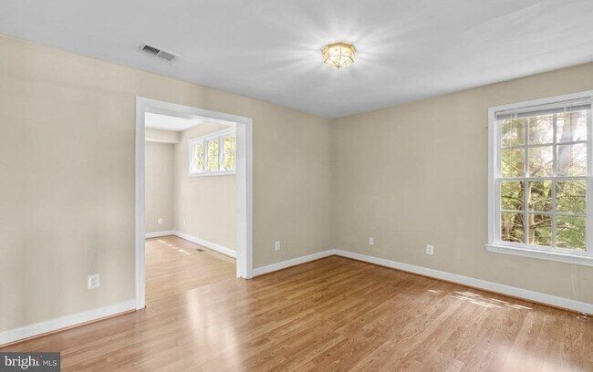 Building Photo - 13039 Glen Mill Rd