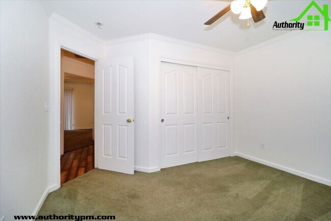 Building Photo - 3982 Cambria Dr