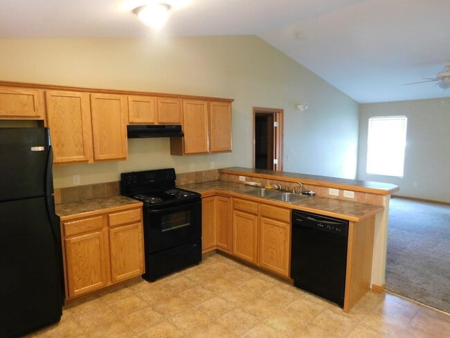 Building Photo - Freshly updated 3 Bedroom, 2 Bathroom Home...