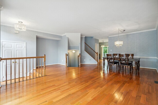 Building Photo - 7035 Fieldhurst Ct