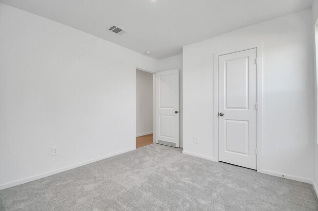 Building Photo - 22760 Hackberry Leaf Dr