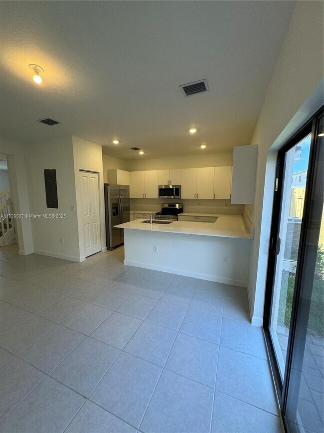 Building Photo - 23349 SW 128th Ave