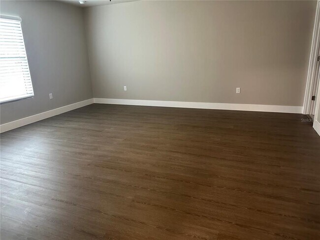 Building Photo - 1585 Jasmine Way