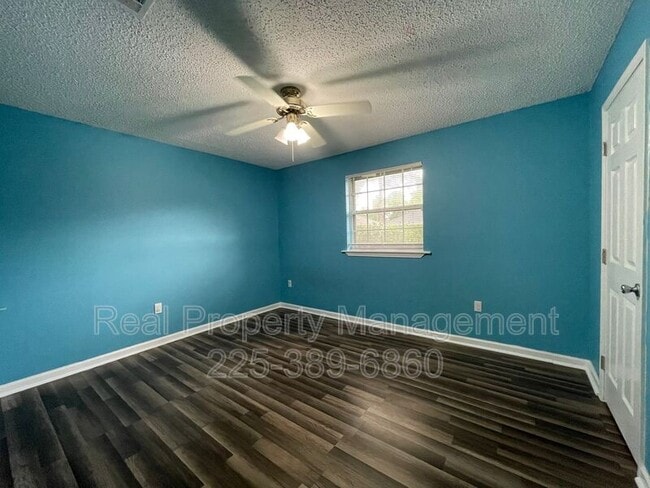 Building Photo - 15482 Patricia Dale Dr