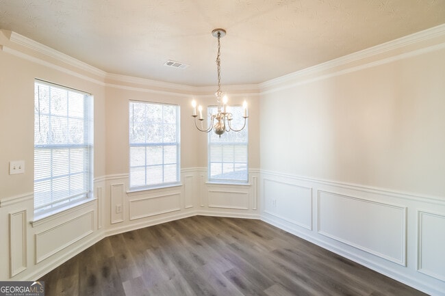 Building Photo - 11236 James Madison Dr