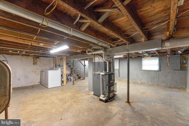 Building Photo - 1111 Balboa Ave