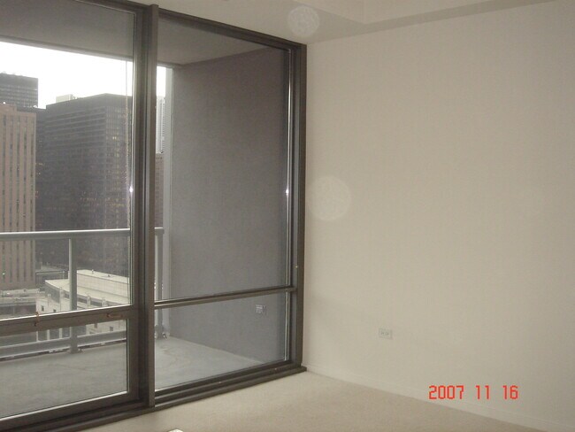 Building Photo - 240 E Illinois St