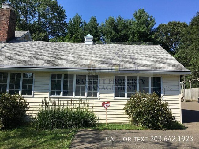 Building Photo - 3320 Dixwell Ave