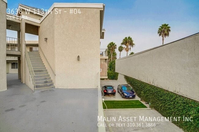 Building Photo - 3638 W 113th St (B)