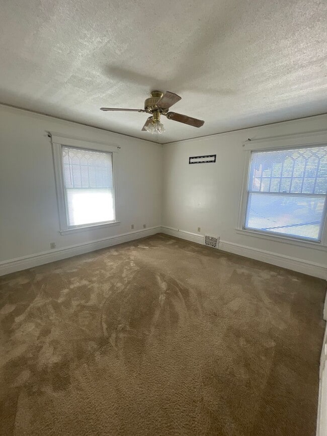 Building Photo - Coming soon! Historic 4-Bedroom Home on Gl...