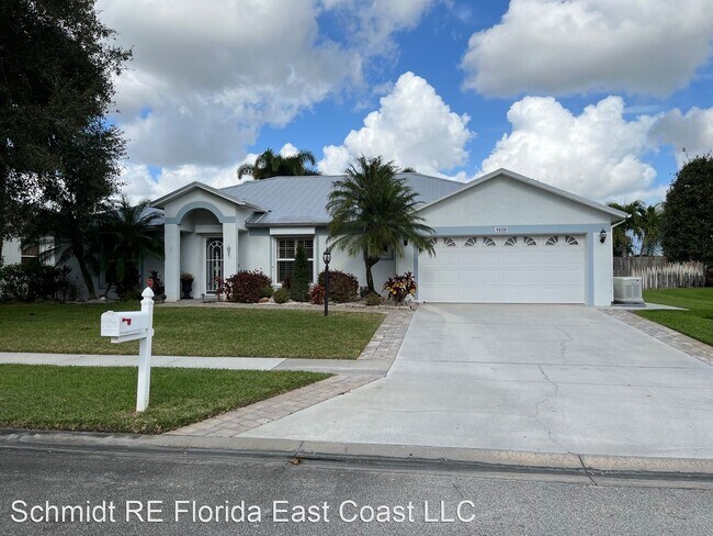 Primary Photo - 3 br, 2 bath House - 5020 4th Place