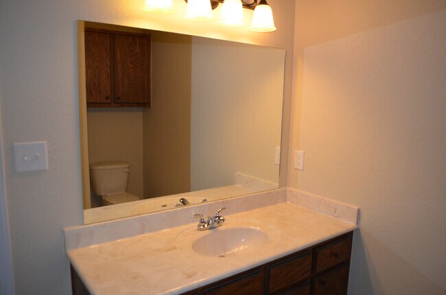 Building Photo - 2002Tru