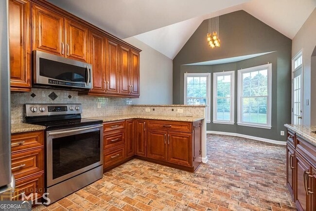 Building Photo - 225 Heritage Lake Dr