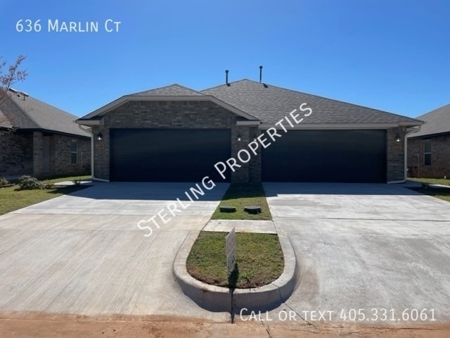 Primary Photo - 636 Marlin Ct
