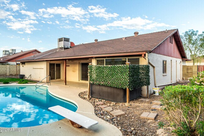 Building Photo - 16638 N 46th Ln