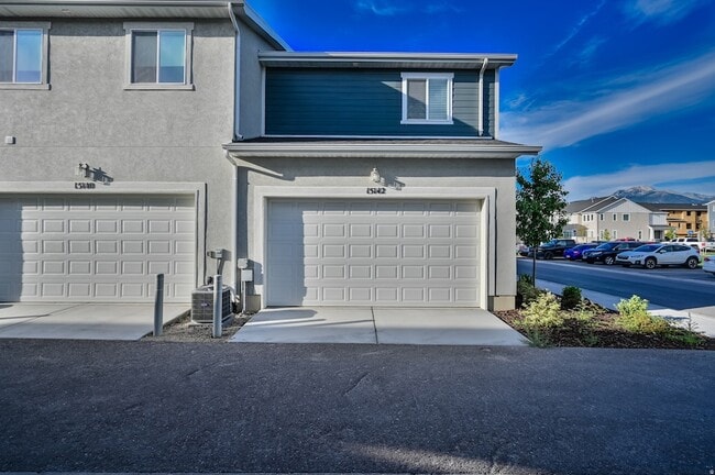 Building Photo - 15142 S Wild Horse Wy