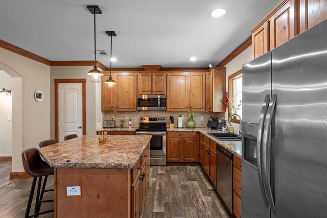 Building Photo - 23038 Pedernales Canyon Trail