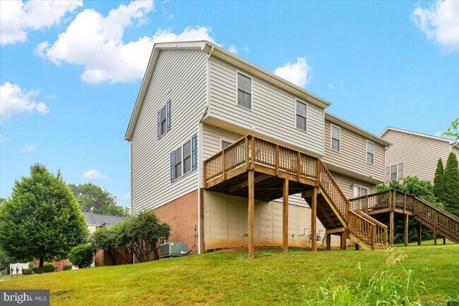 Building Photo - 1957 Cidermill Ln