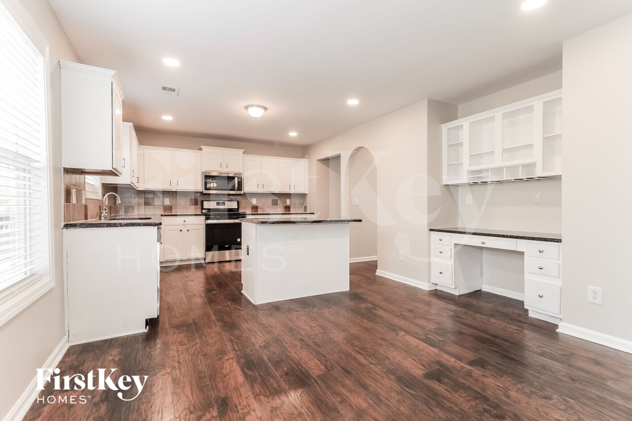 Building Photo - 3659 Devon Park Ln NW